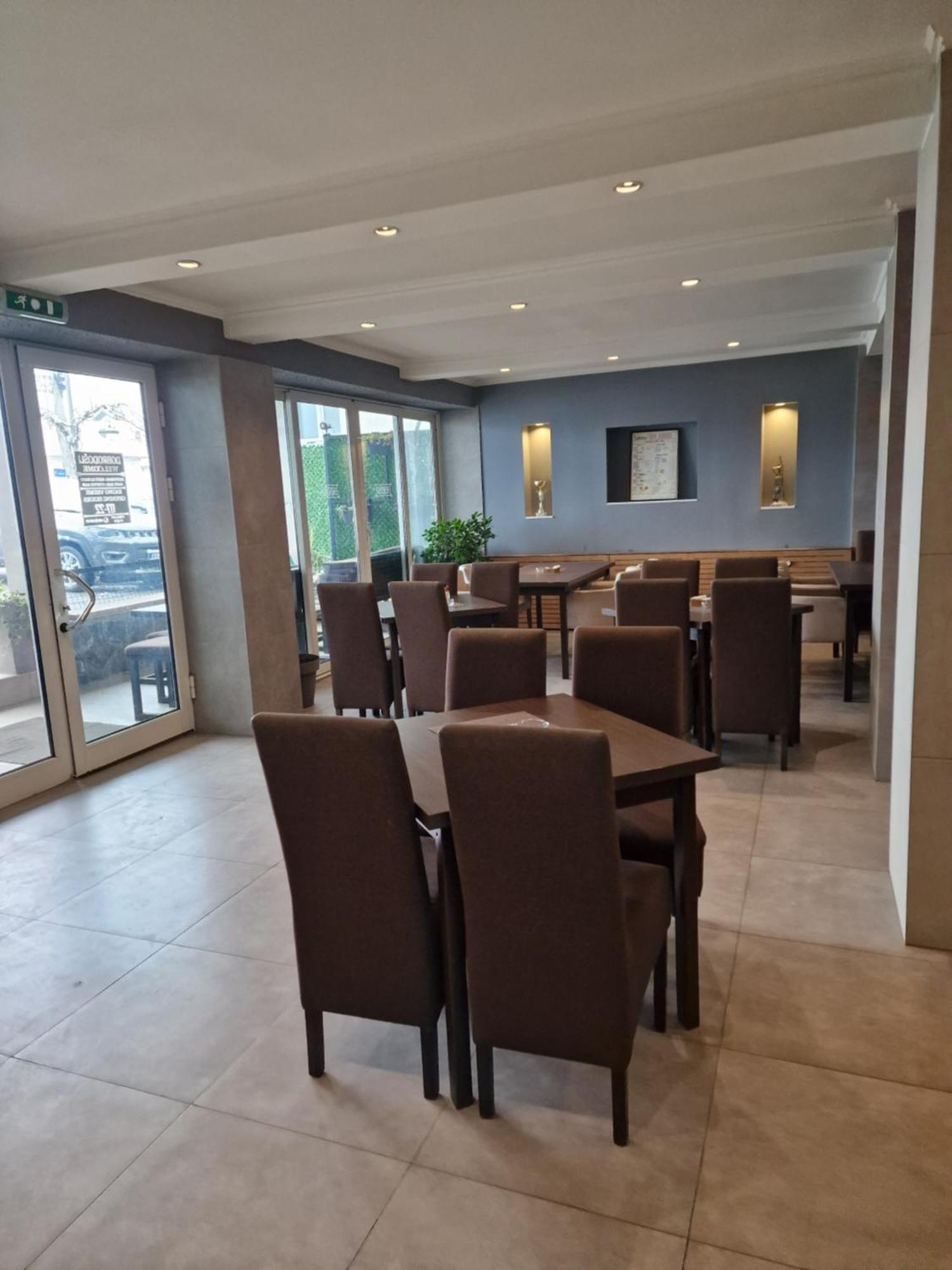 Hotel Djerdan Kraljevo Exteriör bild