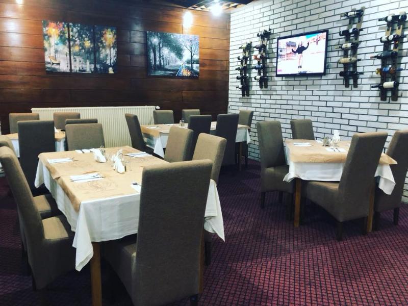 Hotel Djerdan Kraljevo Exteriör bild